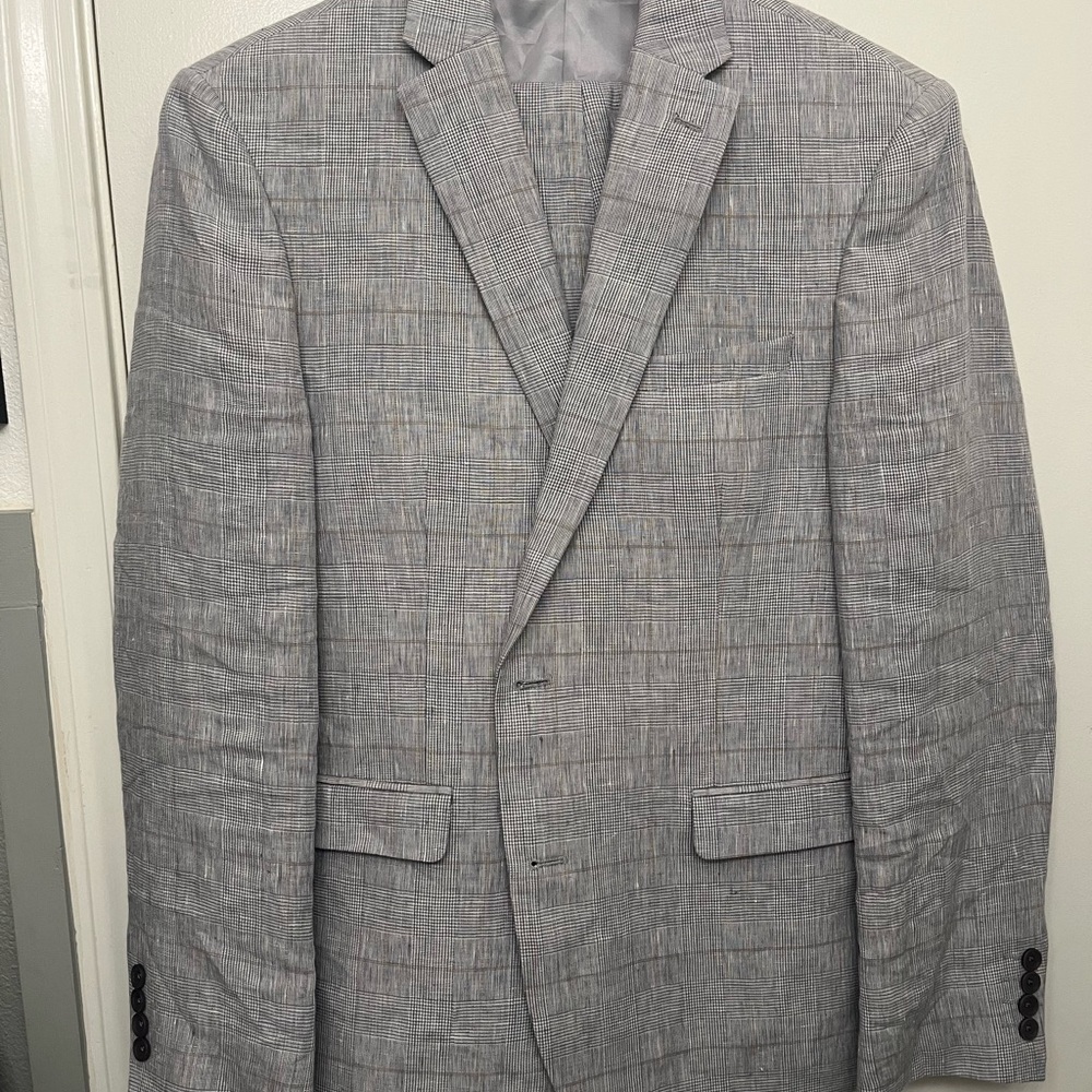 Bar III linen suite